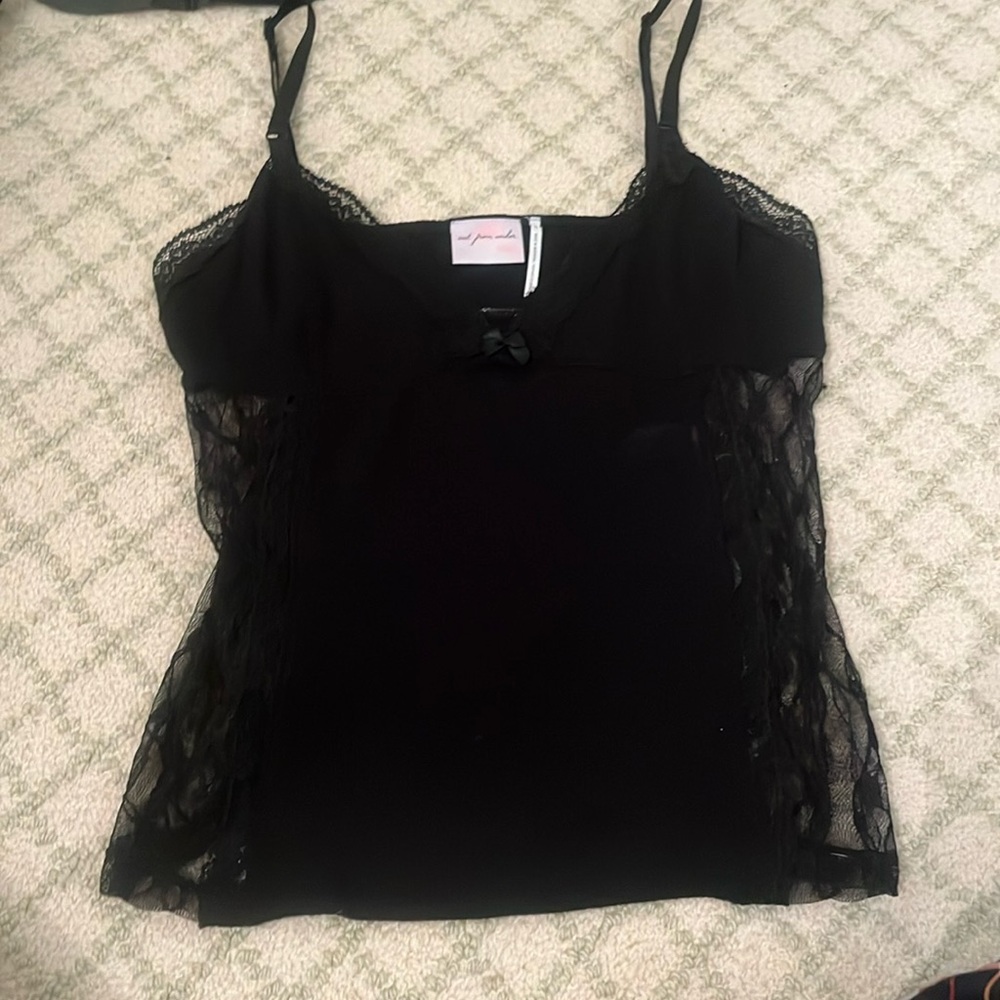 Black lacy tank top